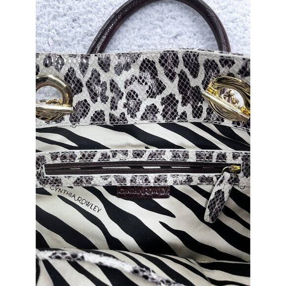 Women's Cynthia Rowley Shiny Leopard Print Large Tote Bag - Picture 9 of 13